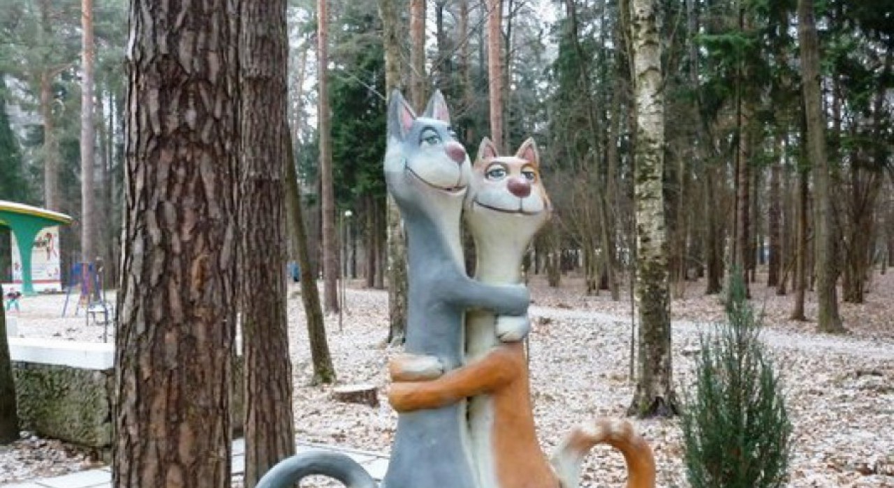 Коты в городском парке Обнинска